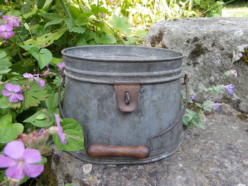Petite goujonnière ancienne - petite,